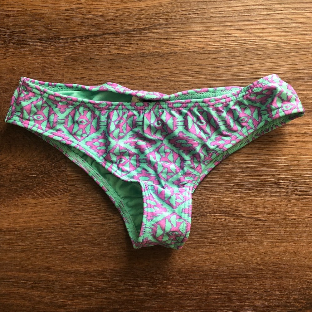 O’Neill bikini bottom S teal and purple 90’s print